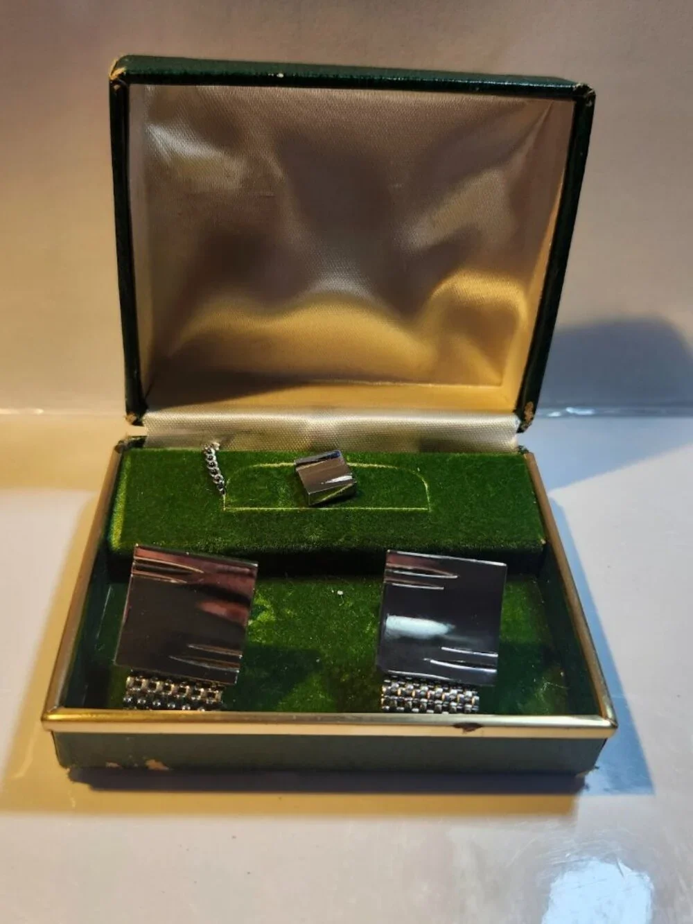 Vintage Silver Tone Cuff Links w/ Tie Pin
